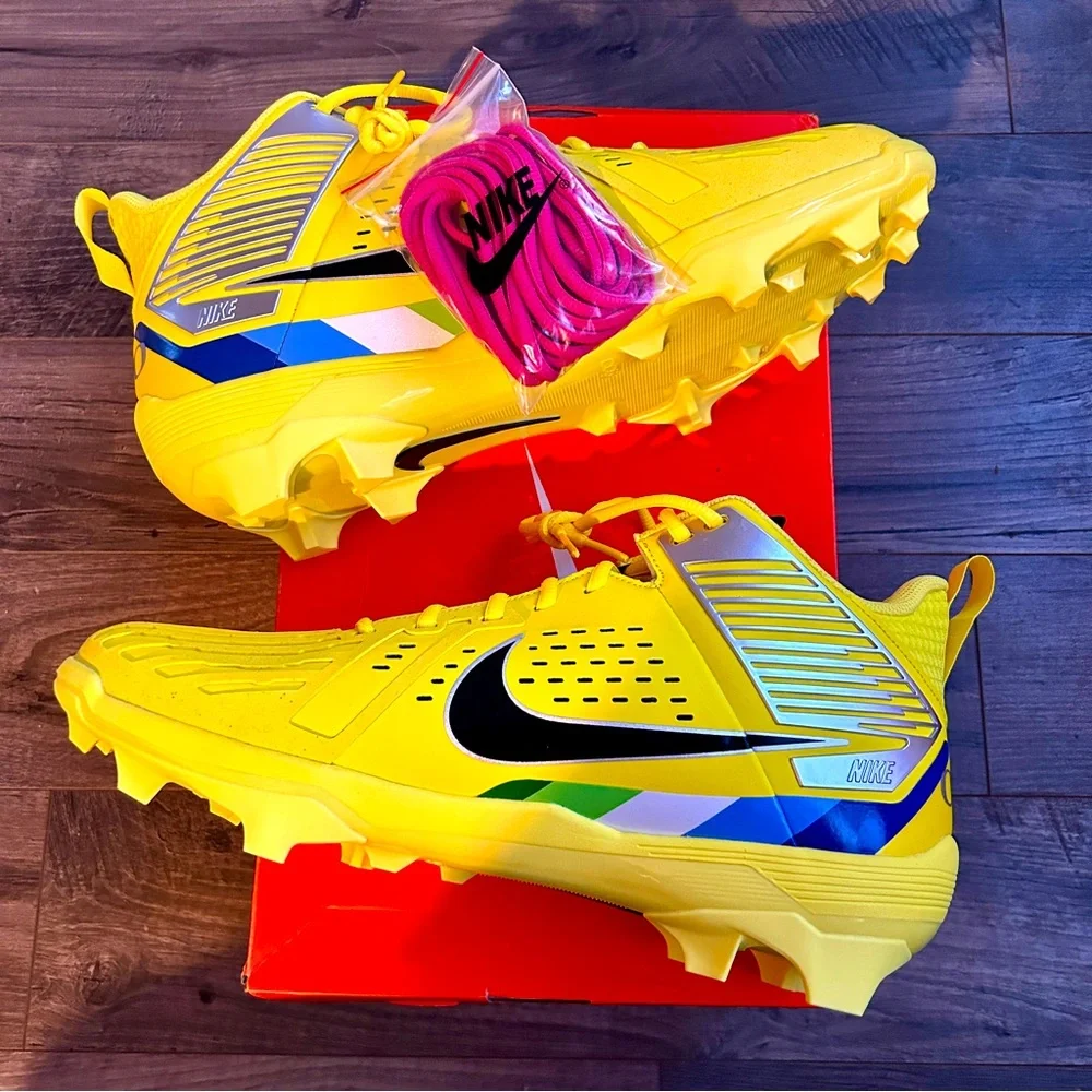 Nike Oregon Ducks PE Football Cleats Stomp Out Cancer Men’s 14 NEW